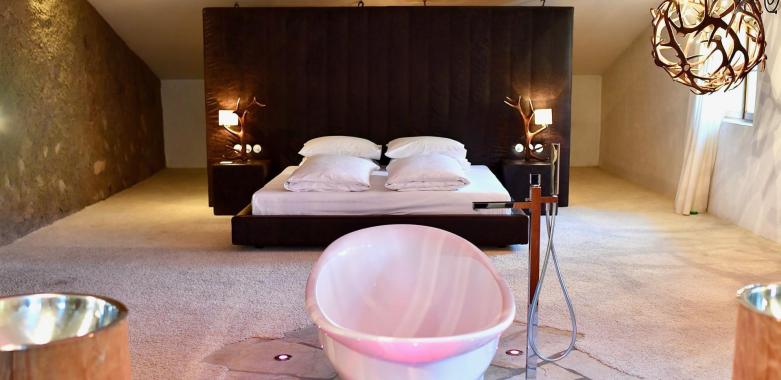 hotel-turm-zimmer-wanne-6370-2